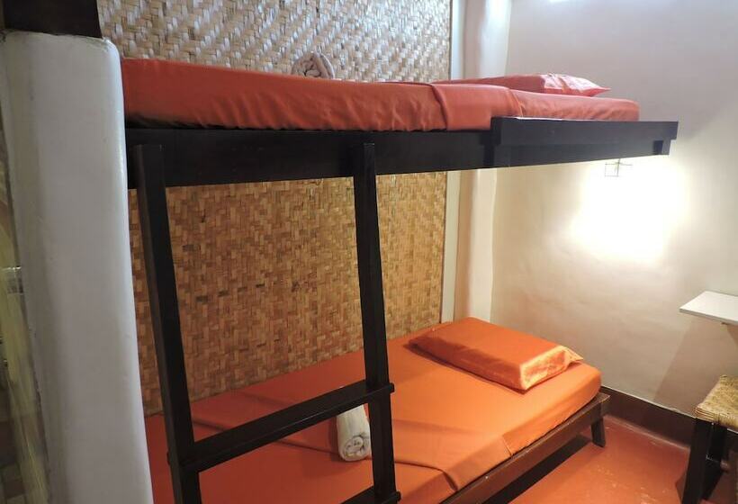 اتاق استاندارد, Orange Mangrove Pension House