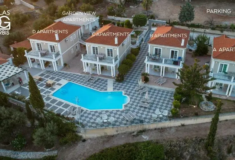 スタンダードスタジオ, Garbis Villas & Apartments