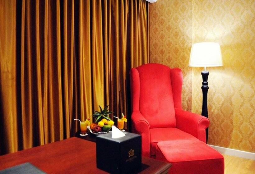 デラックスルーム, Adimulia Hotel Medan