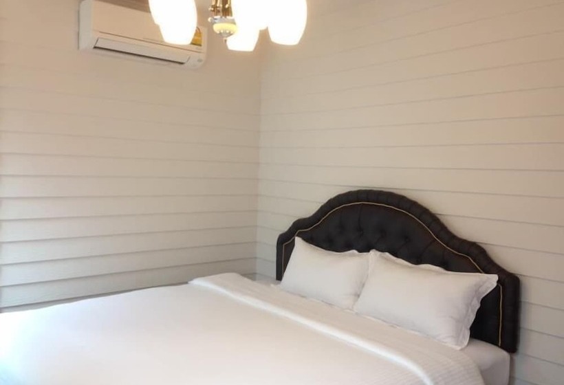 Quarto Superior, Ban Thungdang Boutique