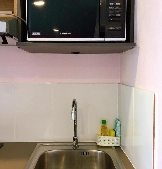 Семейный Номер, Chor Chang House