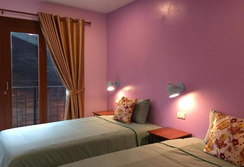 غرفة قياسية, Chor Chang House