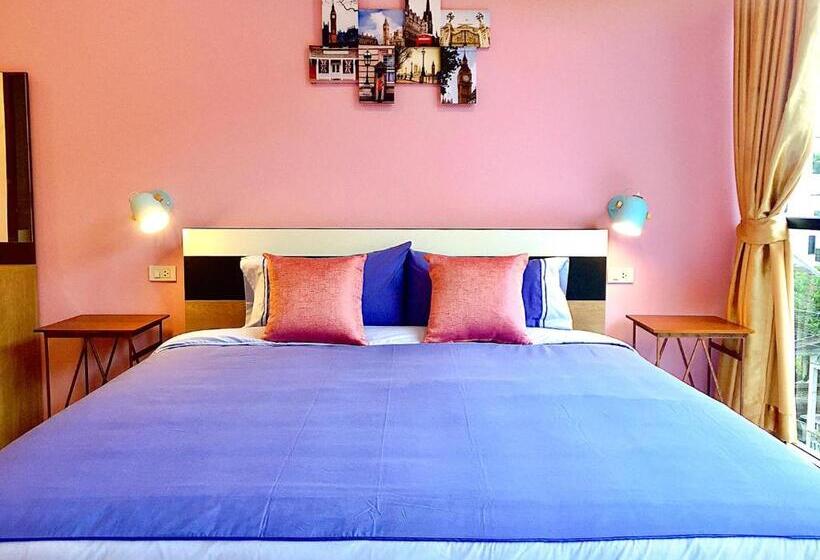 带大床的高级房间, Chor Chang House