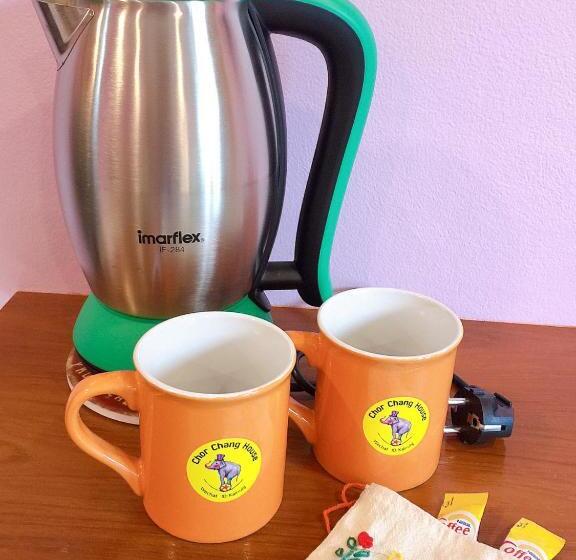 标准间带山景, Chor Chang House