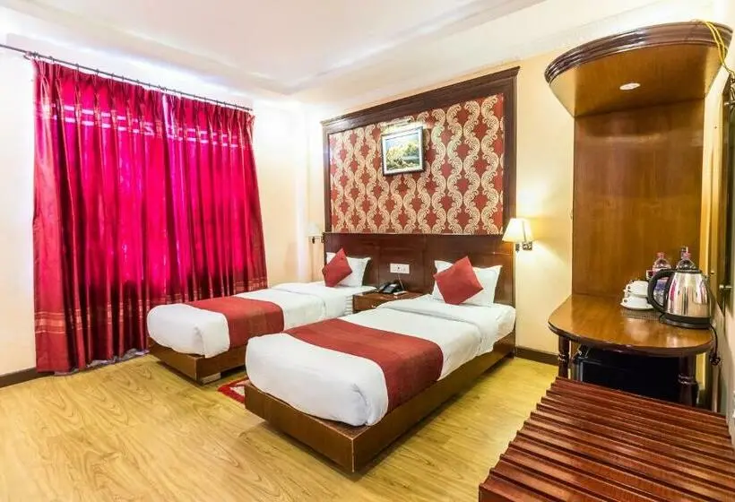 اتاق لوکس, Pokhara Goodwill
