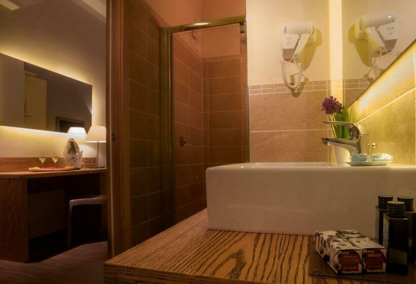 غرفة ديلوكس, La Maison D'art