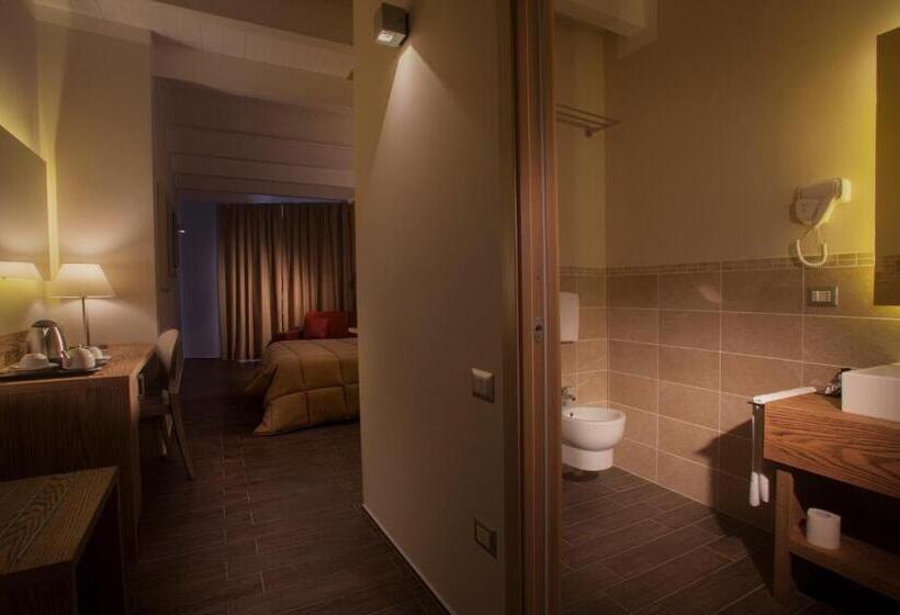 جناح, La Maison D'art