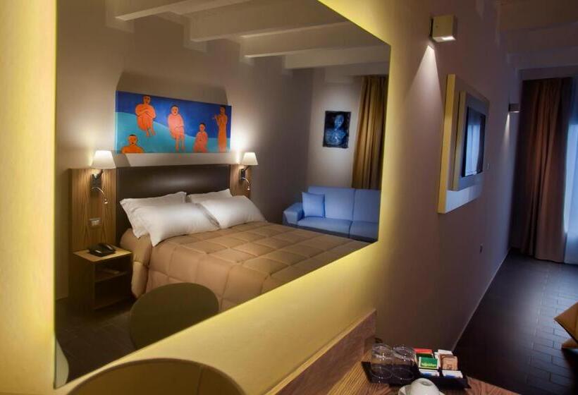 جناح, La Maison D'art