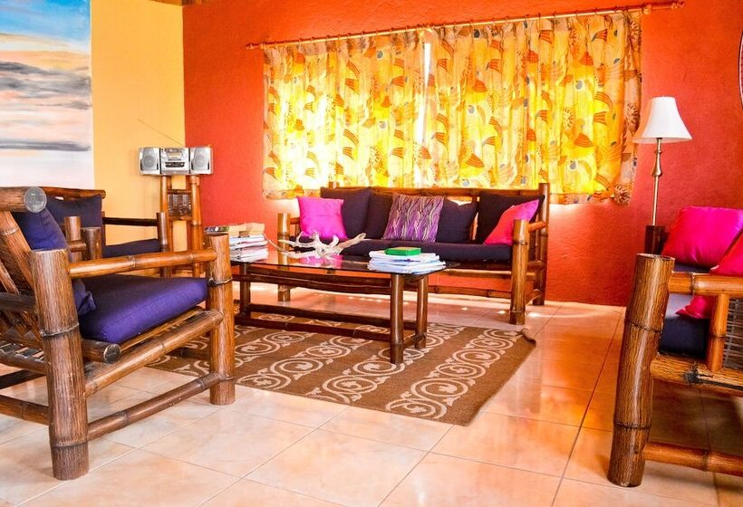 ویلای 4 خوابه, Le Mer Guest House & Villa   Lucea