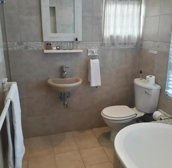 اتاق استاندارد, Whales Way Ocean Retreat