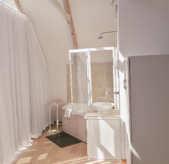 Люкс, Whales Way Ocean Retreat