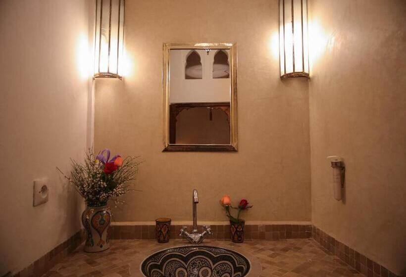 اتاق سوپریور, Riad Clefs D'orient