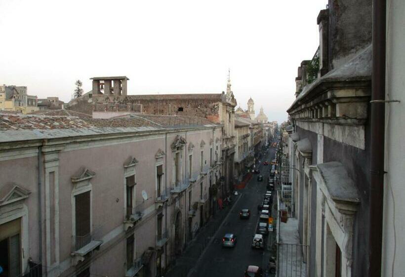 اتاق استاندارد سه نفره, B&b Bella Stella