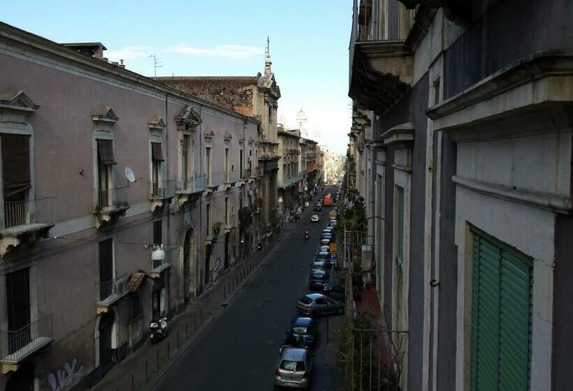 اتاق استاندارد سه نفره, B&b Bella Stella