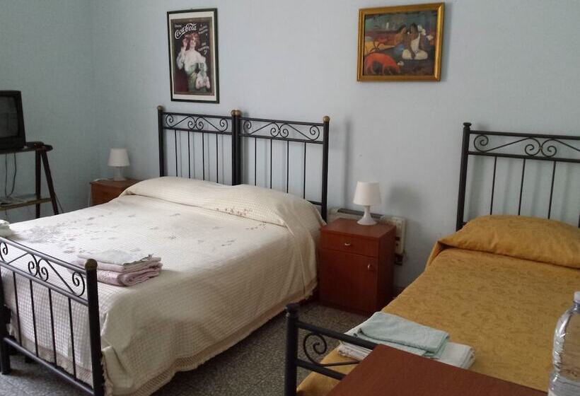 اتاق استاندارد سه نفره, B&b Bella Stella