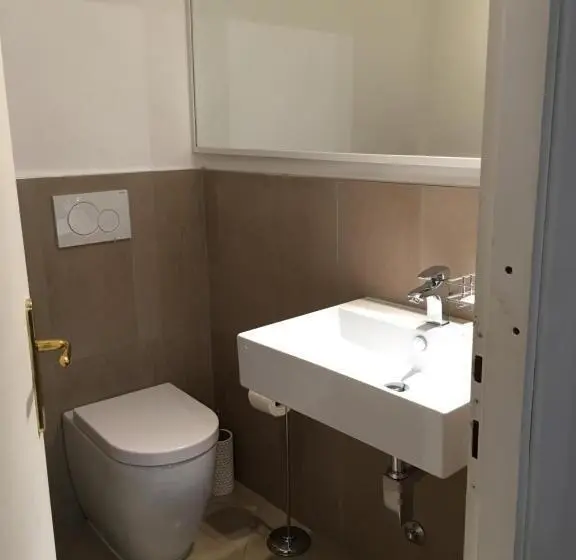اتاق استاندارد سه نفره, Residenze Romanae Sangallo Rooms