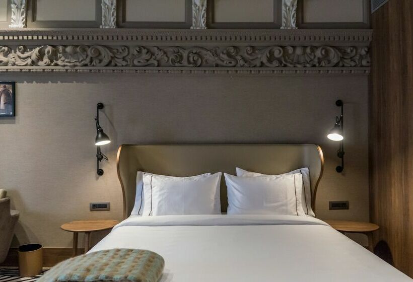 Junior Süit, Círculo Gran Vía, Autograph Collection