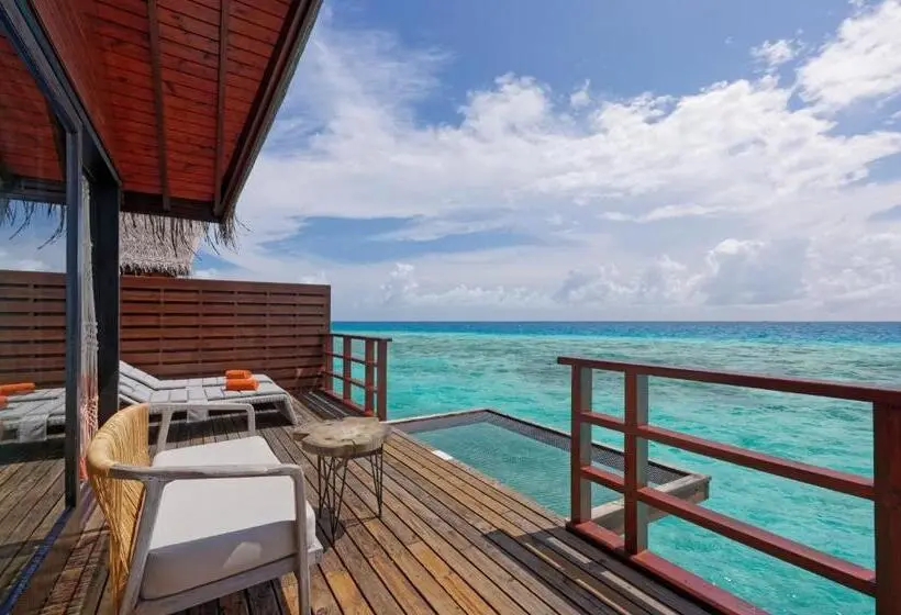 ویلای 1 خوابه, Grand Park Kodhipparu Maldives Child Stay & Eat Free Until 30 Nov 2024