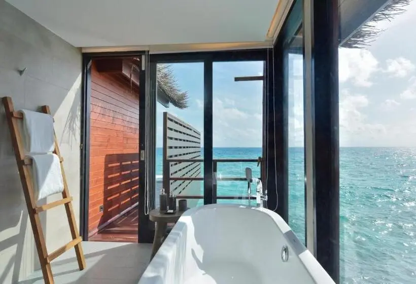 ویلای 1 خوابه, Grand Park Kodhipparu Maldives Child Stay & Eat Free Until 30 Nov 2024