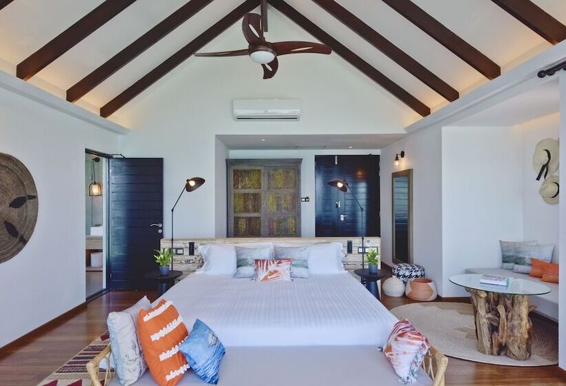 Вилла 1 Спальня, Grand Park Kodhipparu Maldives   Child Stay & Eat Free Until 30 Nov 2024
