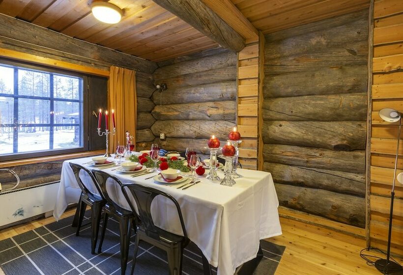 이코노미 쿼드러플룸(공용 화장실), Kuukkeli Log Houses Porakka Inn