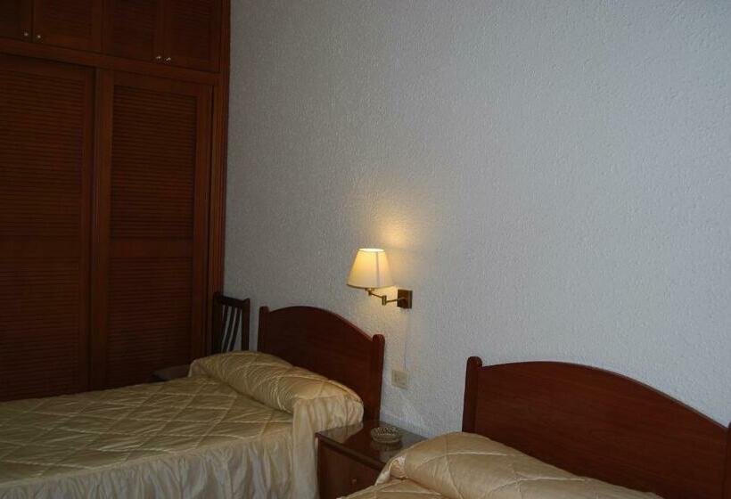 اتاق استاندارد, Casual Fuentes