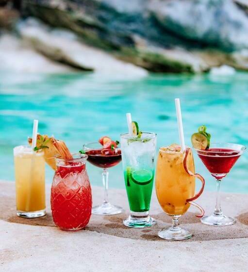 اتاق لوکس با چشم‌انداز دریا, Rocks Beach Boutique