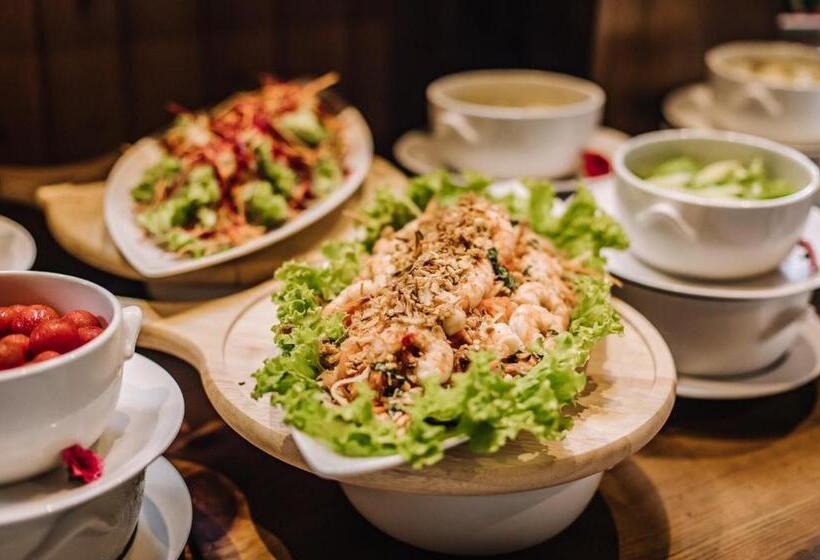 اتاق لوکس با چشم‌انداز دریا, Rocks Beach Boutique