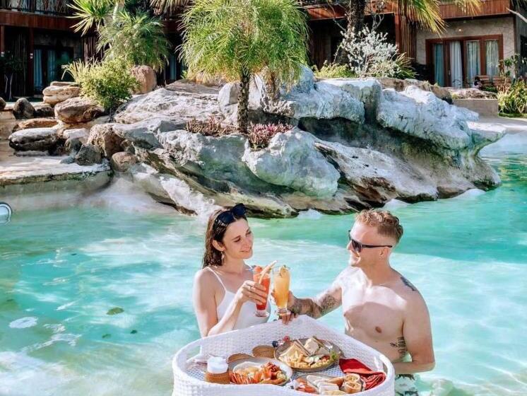 اتاق لوکس با چشم‌انداز دریا, Rocks Beach Boutique