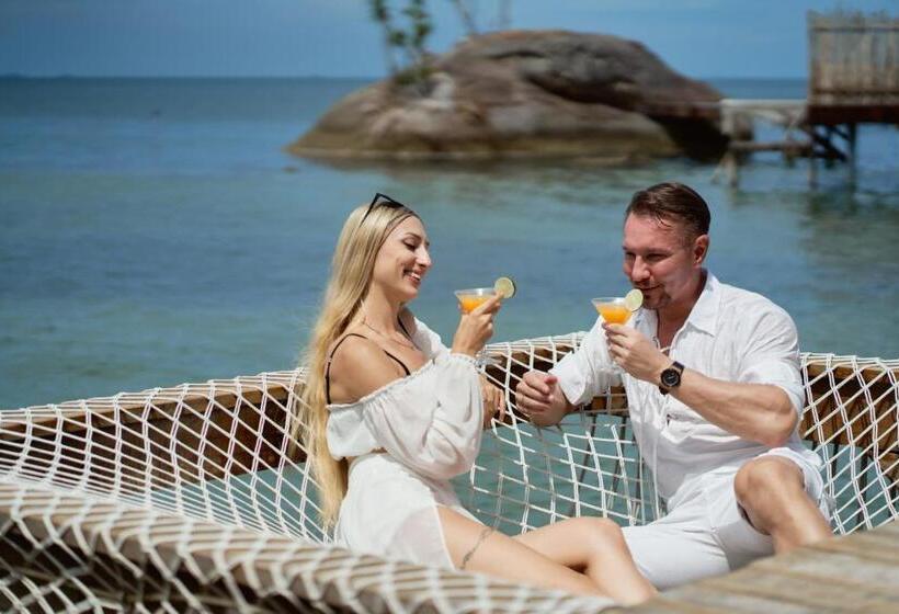 کلبه ییلاقی, Rocks Beach Boutique