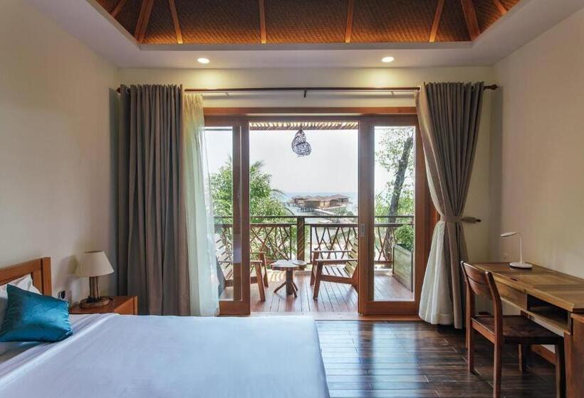 اتاق لوکس با چشم‌انداز دریا, Rocks Beach Boutique