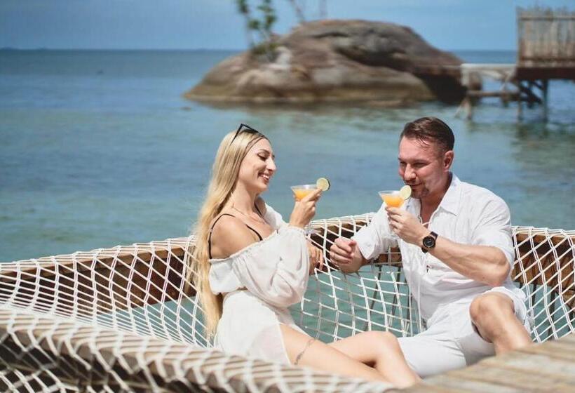 کلبه ییلاقی, Rocks Beach Boutique