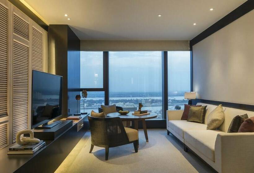 סוויטה, Rosewood Phnom Penh