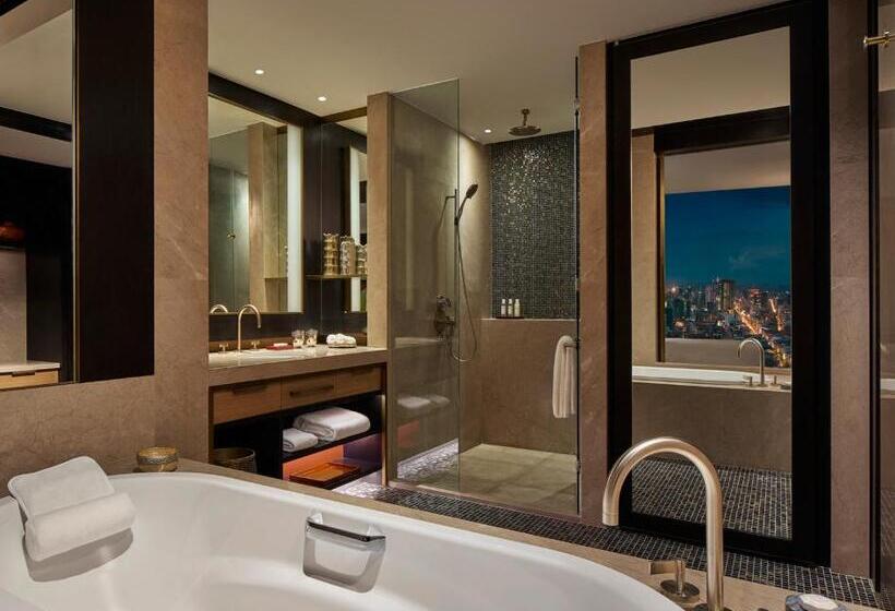 Номер Executive, Rosewood Phnom Penh
