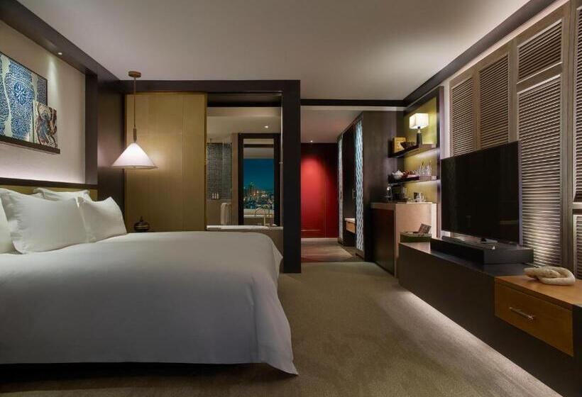 סוויטה, Rosewood Phnom Penh