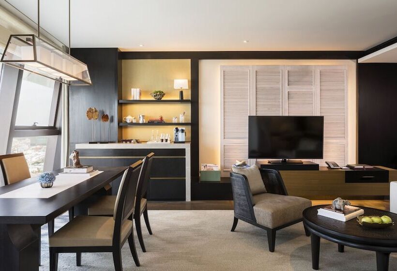 סוויטה, Rosewood Phnom Penh