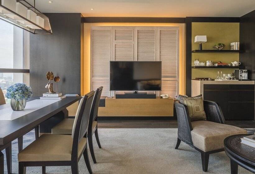 סוויטה, Rosewood Phnom Penh