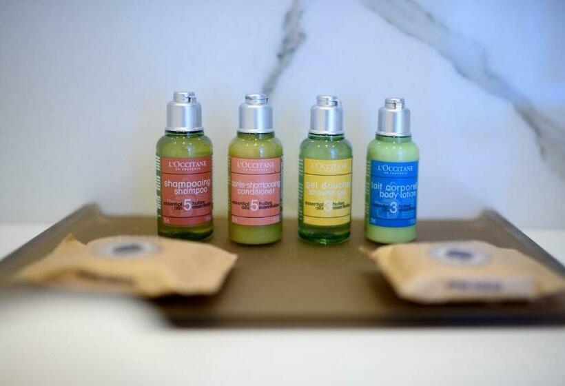 Номер Deluxe Вид на Море с Балконом, Royal Blue