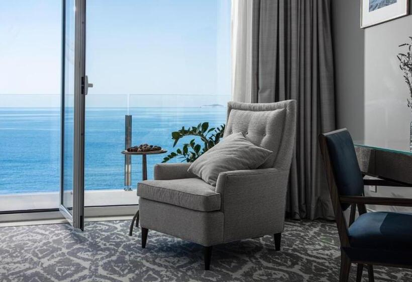 Номер Deluxe Вид на Море с Балконом, Royal Blue