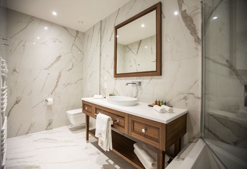 Номер Deluxe Вид на Море с Балконом, Royal Blue