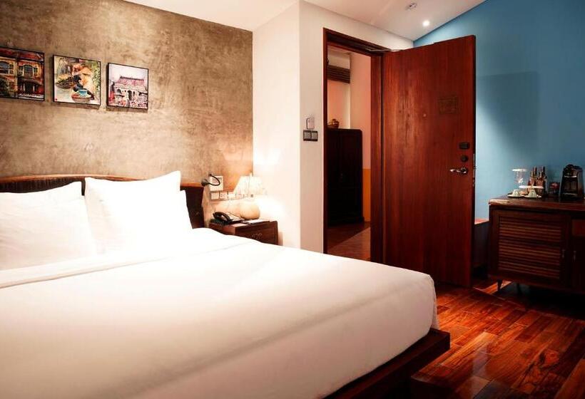 اتاق استاندارد با بالکن, The Myst Dong Khoi