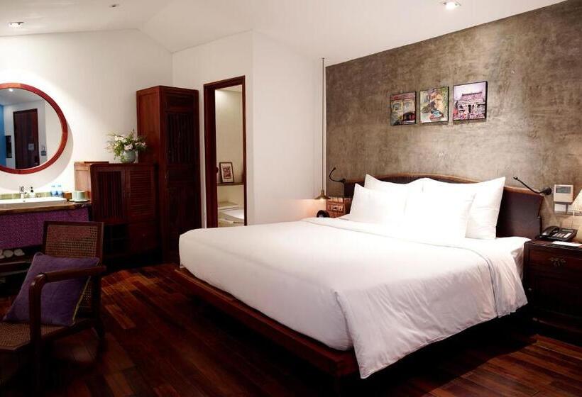 اتاق استاندارد با بالکن, The Myst Dong Khoi