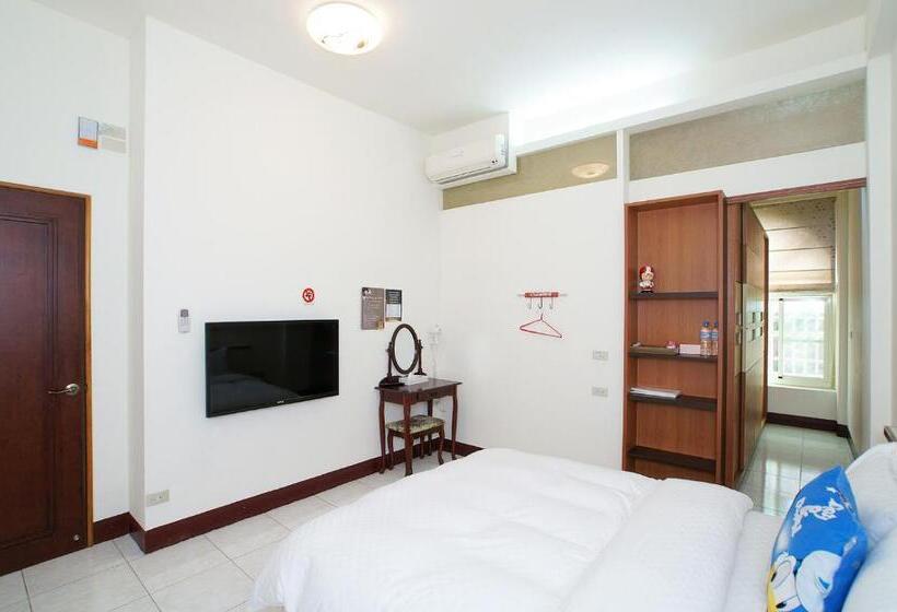 اتاق استاندارد چهار تخته, Jamie Home Stay