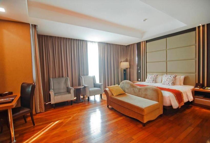 جناح إدارى, Nagoya Hill Hotel Batam