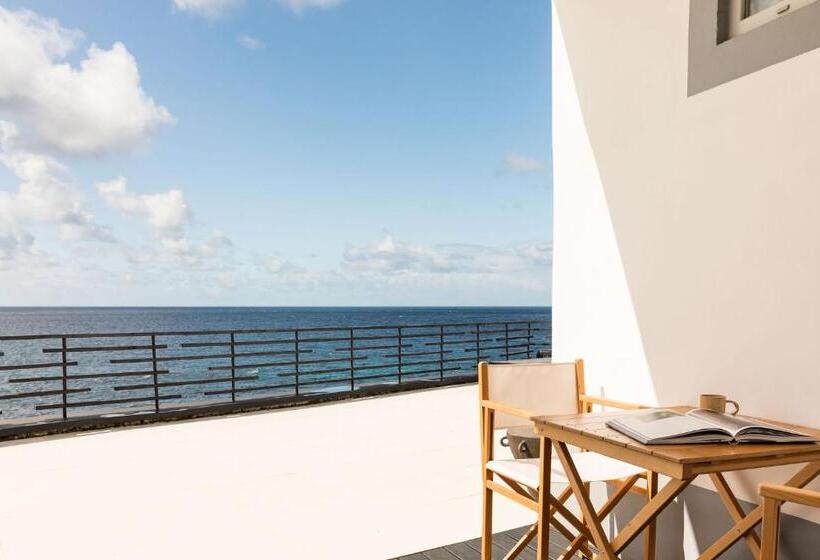 Полулюкс Вид на Море, White Exclusive Suites & Villas