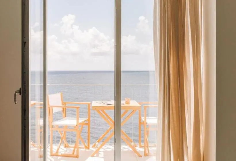 オーシャンビュースーペリアースイート, White Exclusive Suites & Villas