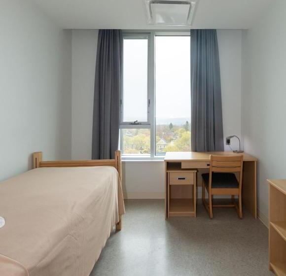 4 베드룸 스위트, Dalhousie University Accommodations