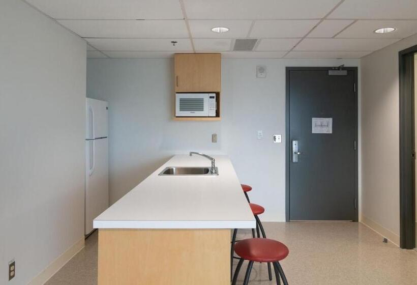 带3个卧室的套间, Dalhousie University Accommodations