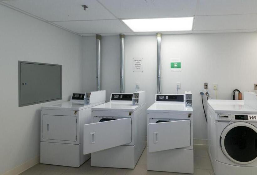 침실 2개 스위트, Dalhousie University Accommodations