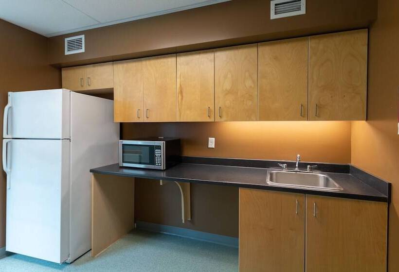 스탠다드 룸 공동 욕실, Dalhousie University Accommodations